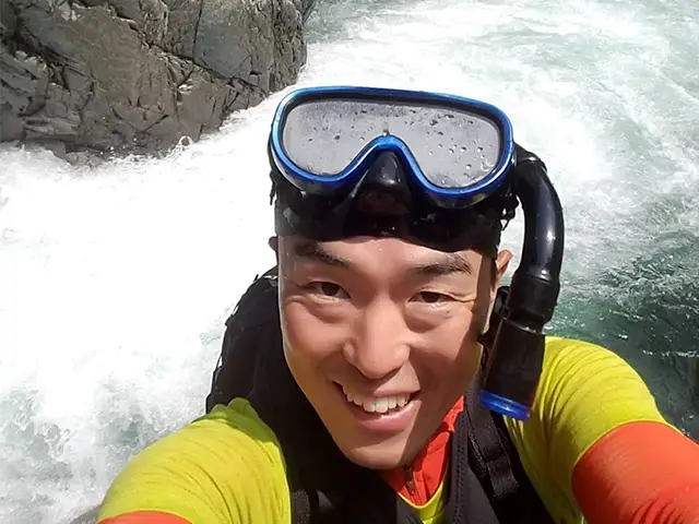 【6/20〜8月の土日祝】夏の滝遊び体験｜秋川渓谷の秘境の滝で親子探究（あきる野市）