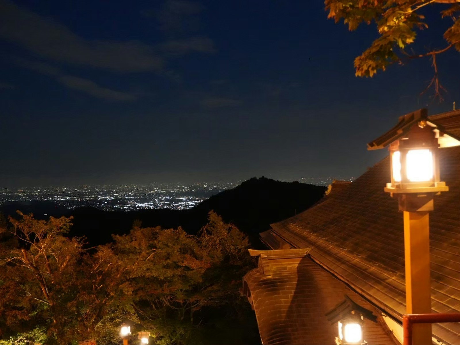 武蔵御嶽神社 夜参り｜太々神楽と御師の宿坊体験（青梅市・御岳山）