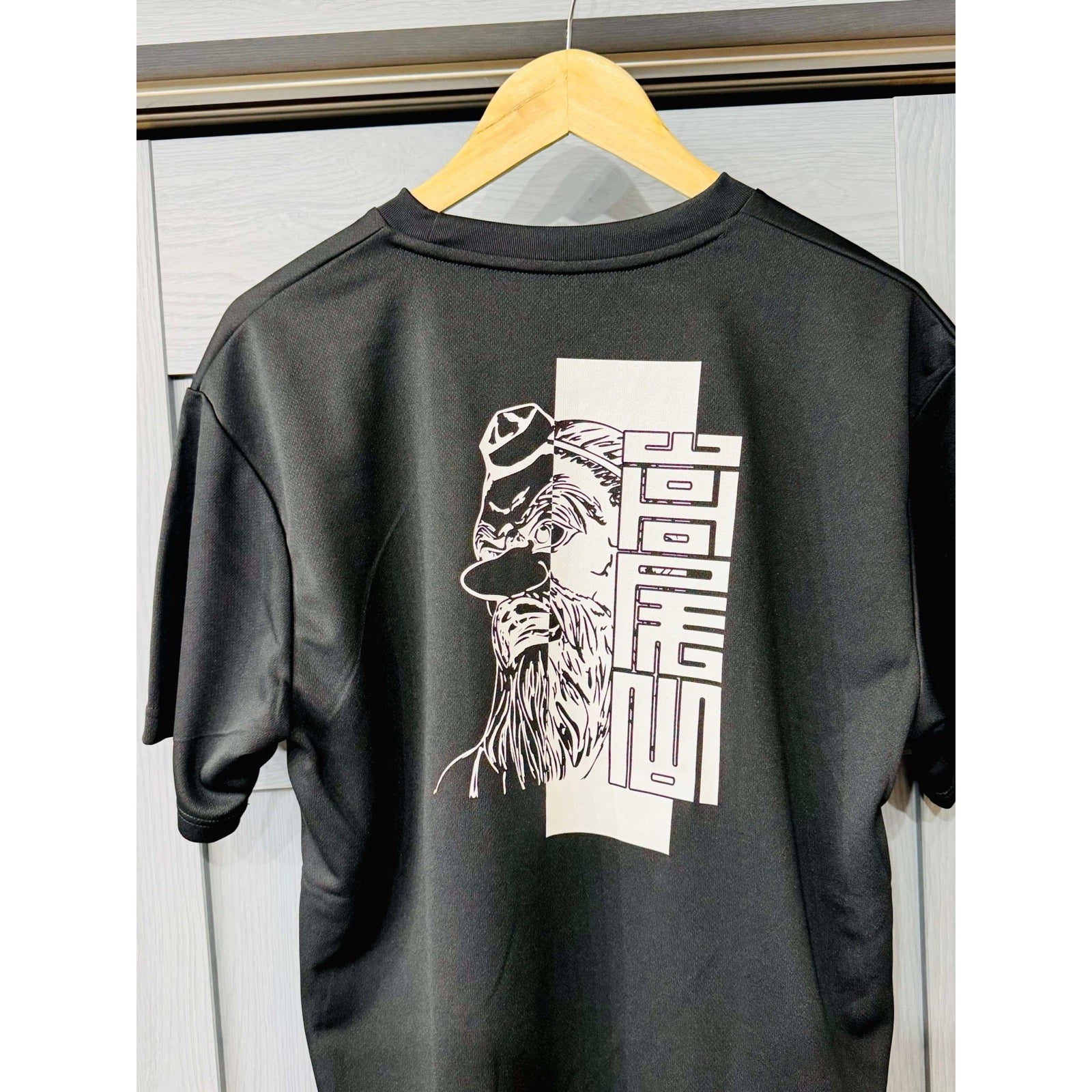 tee-tengu-black-01.jpg